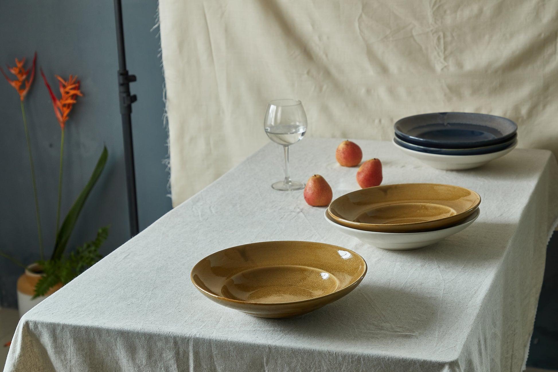 mustard yello big pasta plate 10"