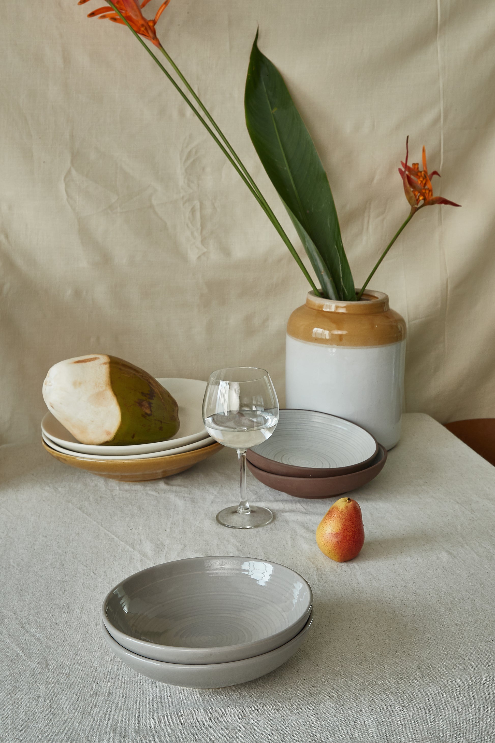 shallow pasta bowl grey 7"