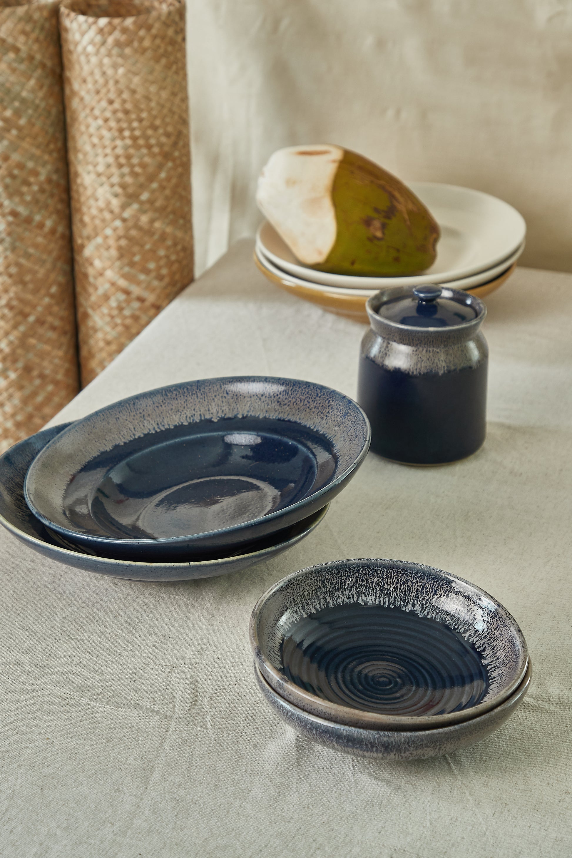 night blu shallow pasta bowl 10"